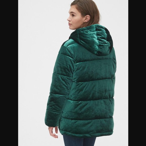 gap green velvet puffer
